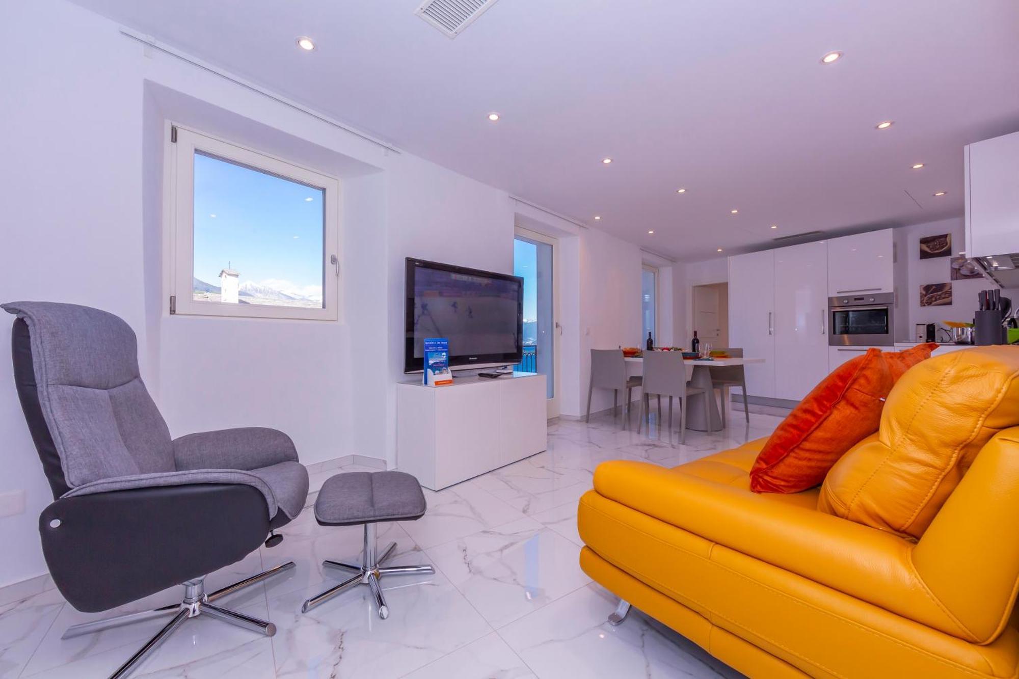 Yellow View Apartment - Happy Rentals Ronco sopra Ascona Exterior foto